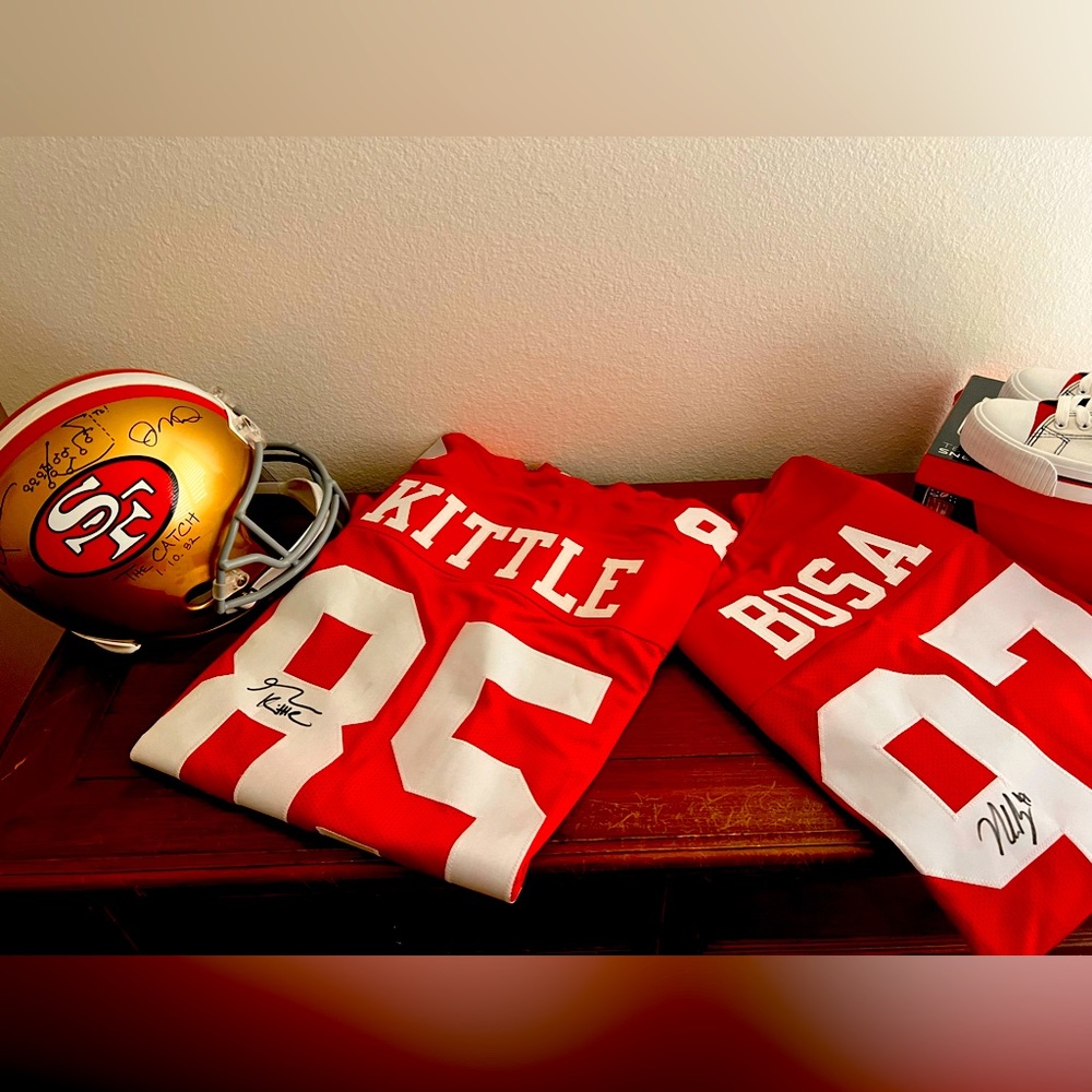*NINER GANG*Signed KITTLE & BOSA Jersey & Dwight Clark “The Catch” signed Helmet
